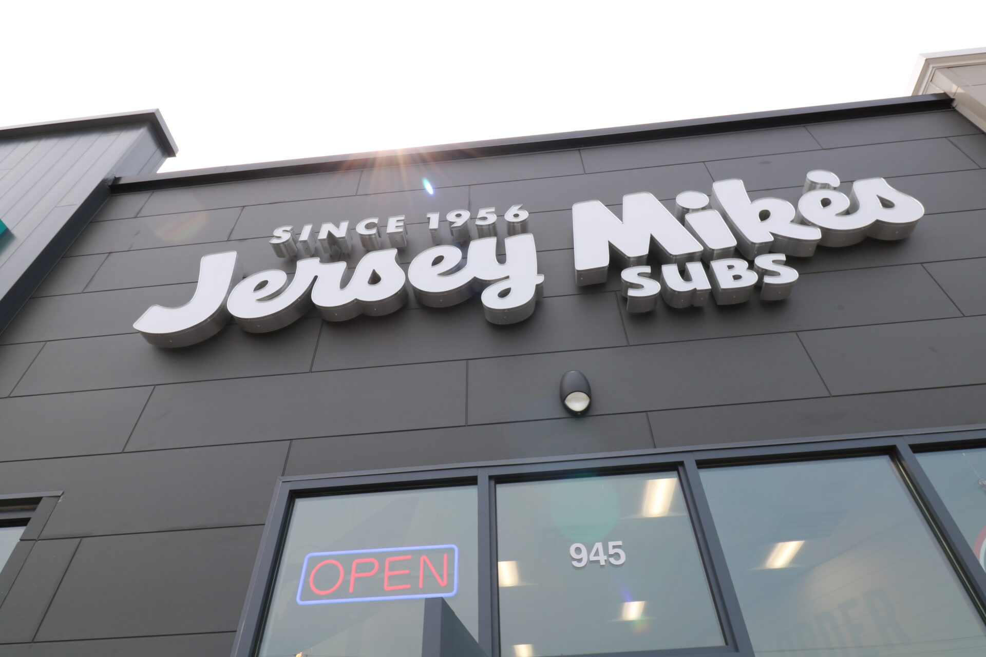 A Taste of Jersey Eau Claire's Jersey Mike's Opens Around the 715